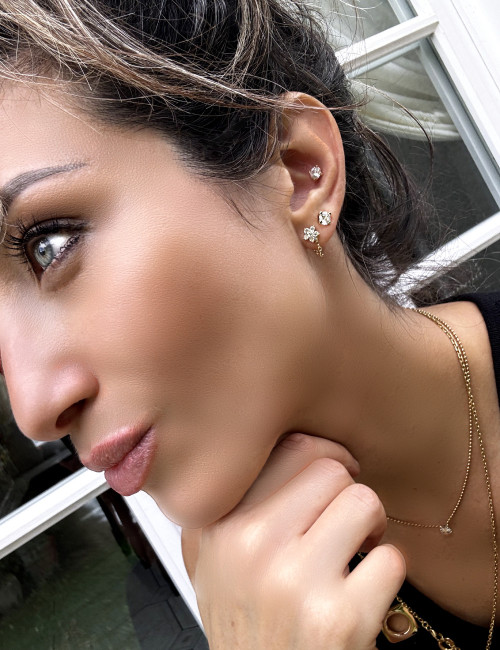 Puces d'Oreilles Brillants Petite Fleur avec Chaîne - Or Fin, Argent