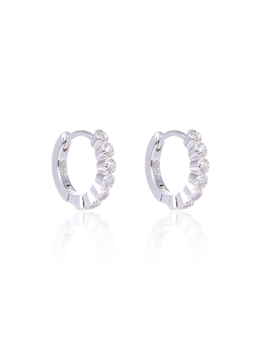 Boucles d'Oreilles Créoles 7 diamants ronds sertis Crown ou Couronne